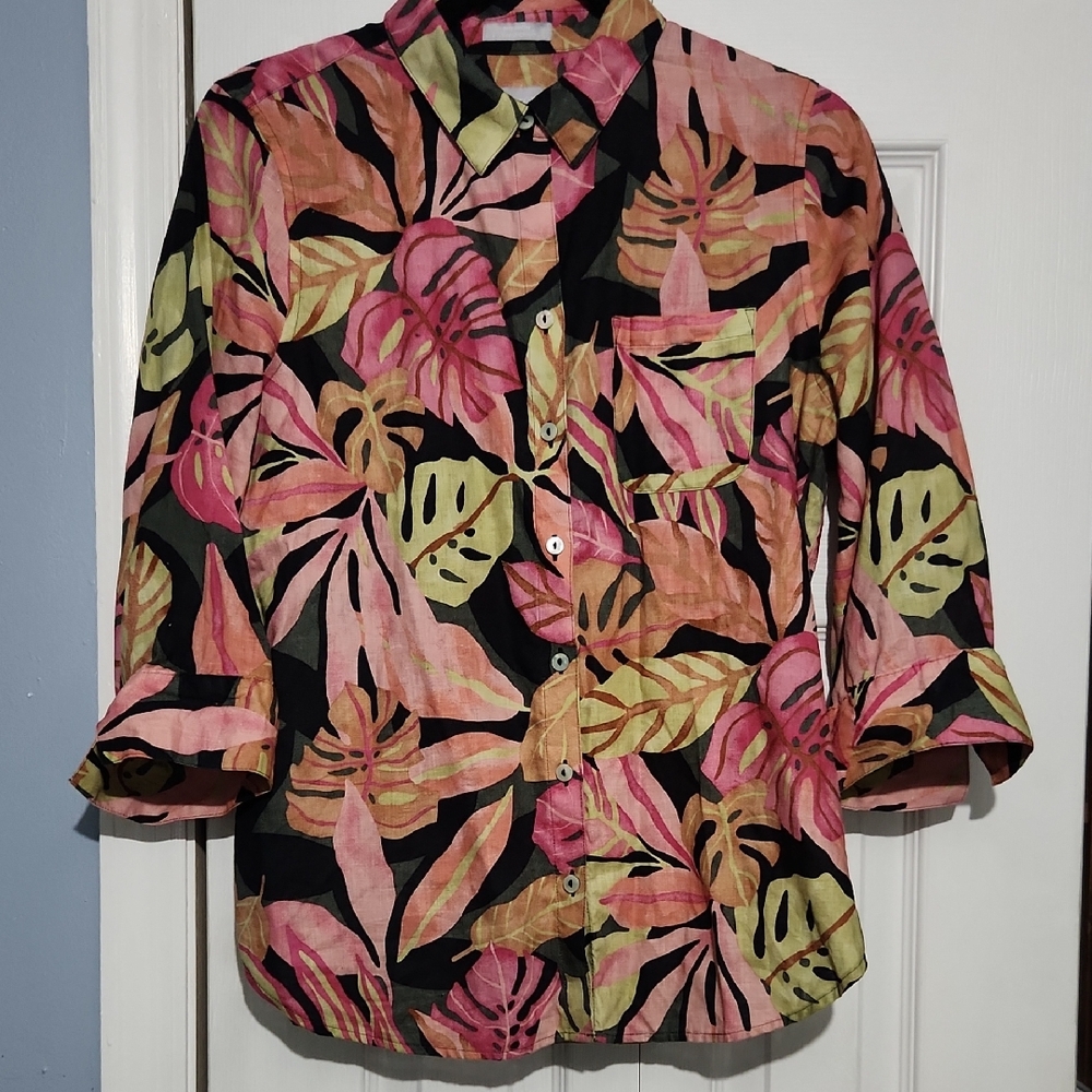 Chico's Tropical Leaf Print Button-Up No Iron Linen Shirt